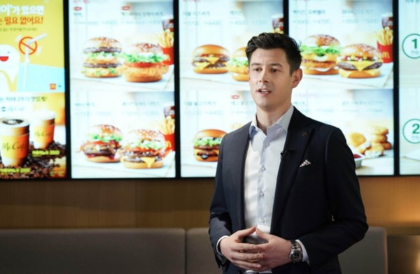 앤토니 마티네즈 한국맥도날드 대표 _ 한국맥도날드 