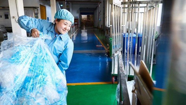 유니레버는 2008년 이후 생산 제품 톤 당 처리하는 폐기물의 양을 96% 줄였다. 사진=유니레버