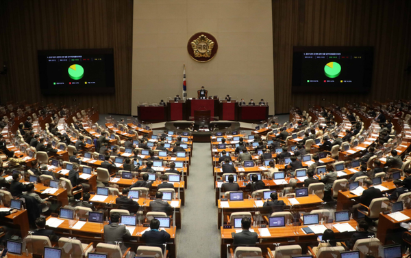 국회는 11일 본회의를 열고 공공기관 노동이사제 관련 법안을 통과시켰다. 사진=연합뉴스