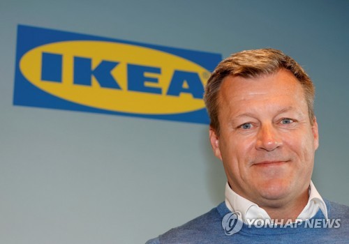 예스퍼 브로딘 이케아(잉카그룹) CEO가 2025년까지 이케아 가정 배송 차량을 모두 전기차로 전환할 계획이라고 밝혔다. 로이터=연합