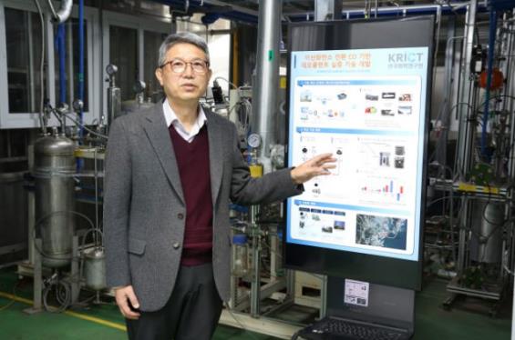 이산화탄소에서 합성가스를 생산하는 기술을 개발한 한국화학연구원 연구팀의 장태선 박사. 사진=한국화학연구원 제공