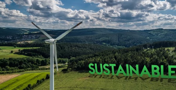 세계의 ESG 선도 기업들은 ESG평가 등급을 잘 받았다고 보도자료를 내거나 홈페이지에 자랑하는 일이 드물다. 사진=슈나이더 일렉트릭 홈페이지 갈무리