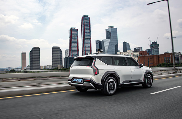 현대캐피탈이 할부금융으로 제공하는 기아차의 전기차모델 EV9. 사진=기아차 제공