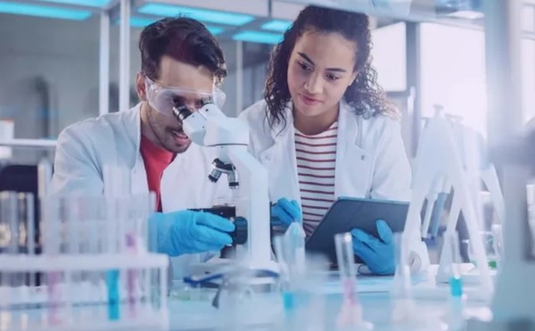 ICCS는 최신과학을 활용해 불필요한 동물 실험을 중단하고 비 동물 안전성 평가로 전환해 인간의 건강과 환경을 보호하는 것을 목표로 올해 2월 출범했다. (사진=ICCS 홈페이지)