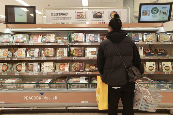 3집중 1집은 1인 가구가 된 '결혼하지 않고 홀로 사는' 대한민국. 사진=연합뉴스