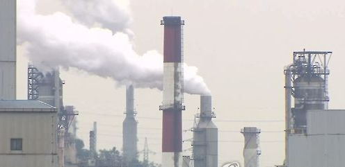 공장의 탄소 배출 장면. 사진=연합