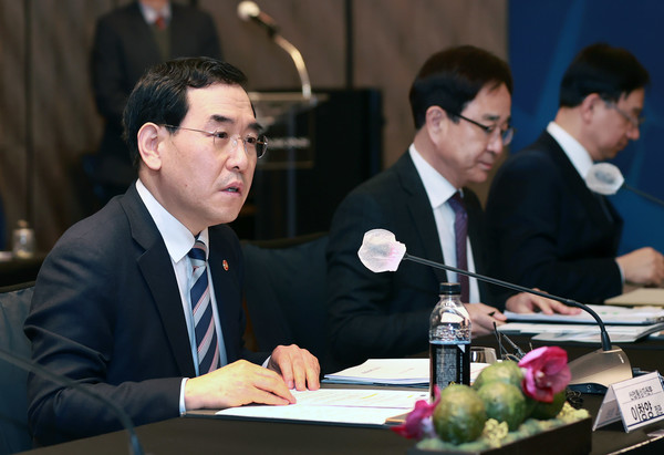 이창양 산업통상자원부 장관이 지난 2월22일  종로구 포시즌스호텔 서울에서 열린 탄소중립 기술개발 라운드테이블 및 탄소중립 기술개발 업무협약식에서 발언하고 있다. 사진=산업통상자원부 제공