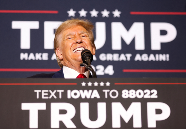 미 아이오와 주에서 선거유세 중인 도널드 트럼프 전 대통령. 로이터=연합뉴스
