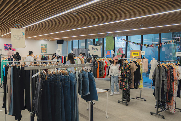 지난 6월, 헤이그라운드 성수시작점에서 열린 21%파티의 모습. 사진=다시입다 연구소 홈페이지