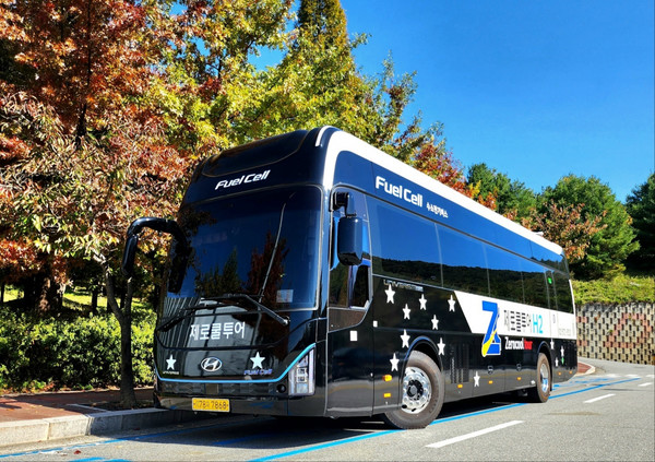 단국대가 국내 대학 가운데 처음으로 도입한 수소전기 셔틀버스. (사진제공=단국대) 