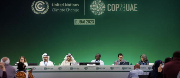 지난 30일 열린 COP28 개막총회에서 의장단의 모습(출처=COP28 UAE 홈페이지)