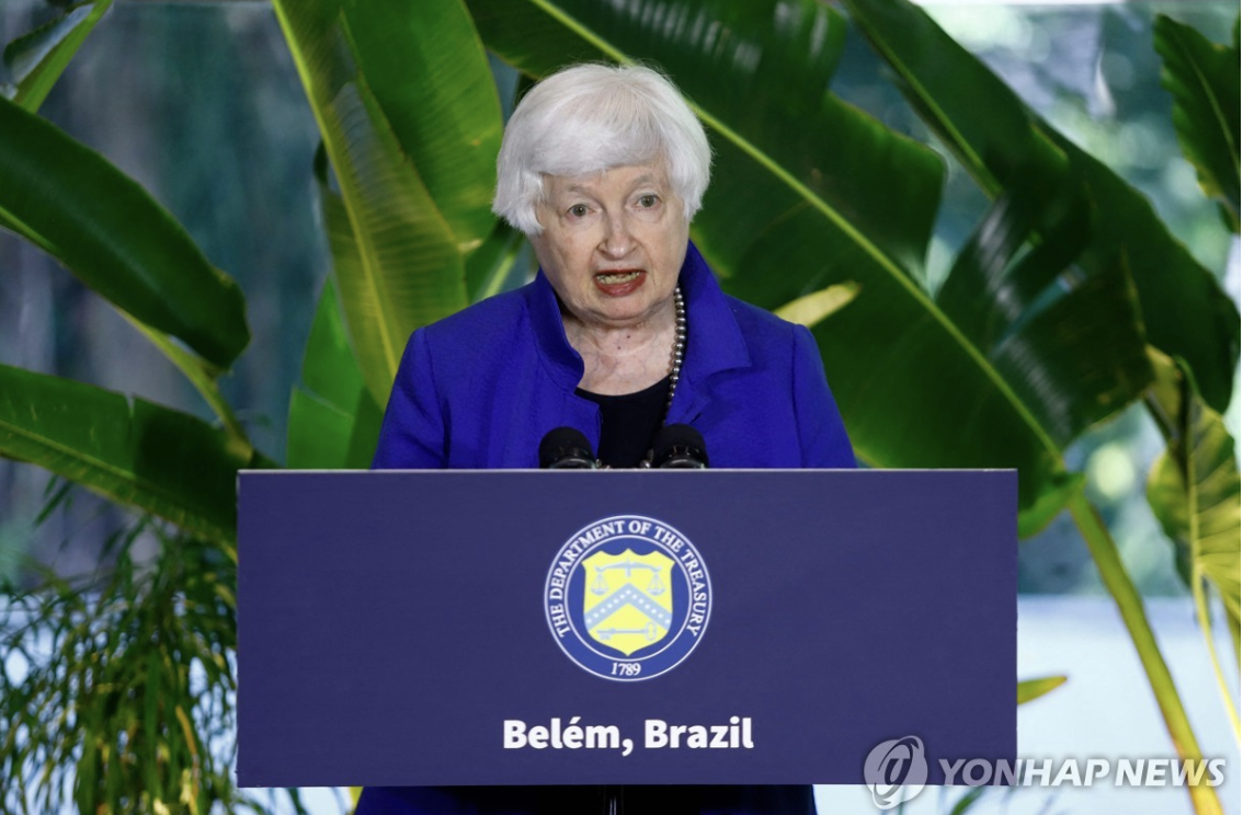 재닛 옐런 미국 재무부장관이 27일(현지시간) 브라질 벨렘에서 미주개발은행(IDB) 주최로 개최된 아마존 인근국 재무장관회의에 참석한 뒤 연설하는 모습. 사진=연합