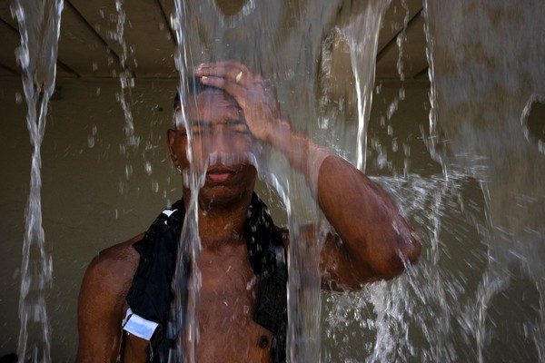 폭염에 시달리는 브라질 주민들. 사진=AFP연합뉴스