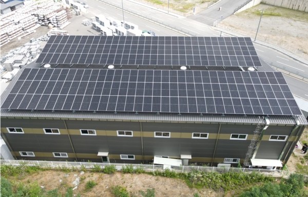 엔라이튼이 시공한 지붕태양광 발전소(119.04kW 규모). 사진=엔라이튼