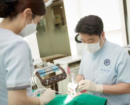 부산 연세비앤이치과 금곡점 김민석 대표원장
