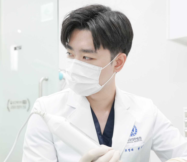 부천 연세바로교정치과 한우진 원장