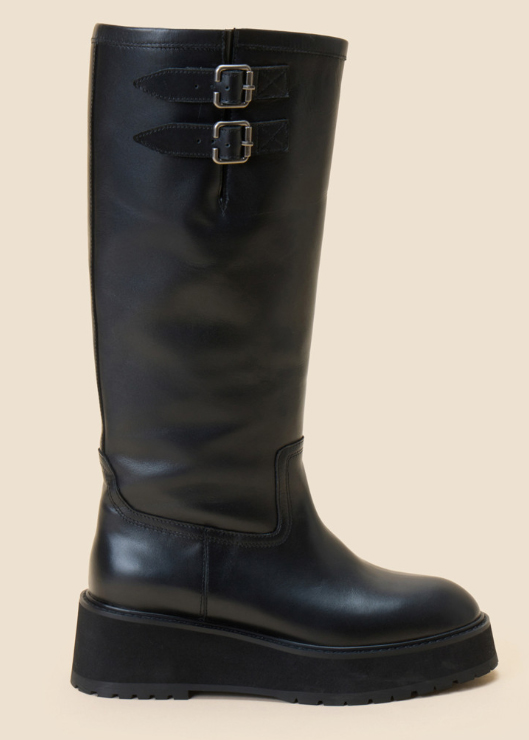 슈콤마보니 플랫폼 롱부츠.  사진=슈콤마보니