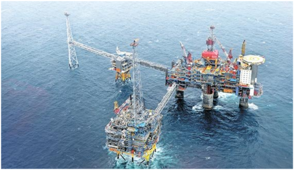 바다 아래 지층에 포집된 이산화탄소를 저장하는 모습.