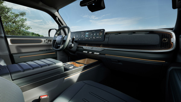 ‘더 기아 타스만' 내부 모습.  사진=기아