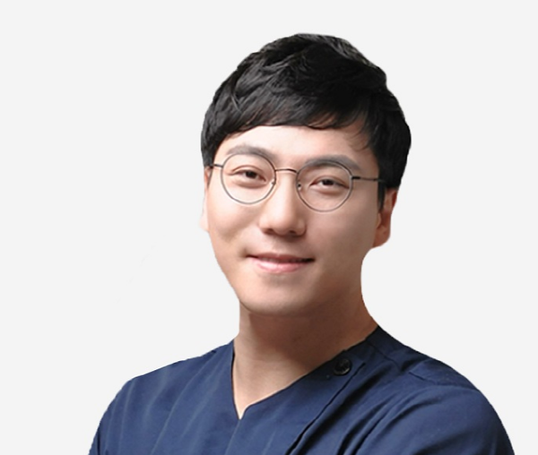 로이스치과 의원 경주점 추연규 대표원장