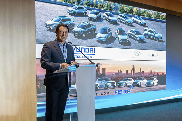 3일(현지 시간) 스페인 바르셀로나의 카탈루냐 콩그레스 센터에서 열린 FISITA WMC(FISITA World Mobility Conference)에서 현대차 대표이사 호세 무뇨스 사장이 기조연설을 진행하는 모습. 사진=현대차그룹 