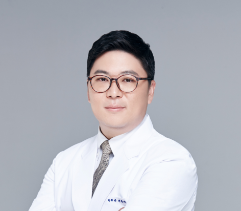 인천 청라점 휴먼피부과 지재홍 원장