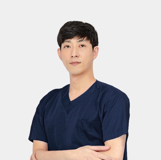 로이스치과의원 포항 오천점 김군종 대표원장.   사진=로이스치과의원 오천점