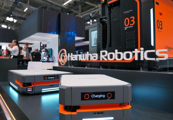 한화로보틱스의 자율 이동 로봇(AMR). 사진=한화로보틱스