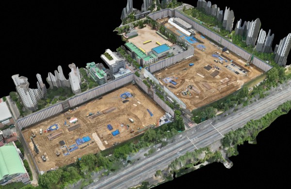 드론 플랫폼으로 제작된 'e편한세상 탕정 마크센텀' 현장 전경.  사진=DL이앤씨