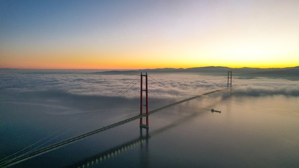 ‘해외건설 10대 프로젝트’에 선정된 튀르키예 차나칼레 대교 전경.  사진=DL이앤씨