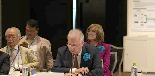 현대차그룹은 지난 15일 일본 오사카 힐튼호텔에서 열린 제7차 수소장관 에너지회의와 제1차 지속가능연료 장관회의에 참석해 글로벌 수소 활성화에 대한 필요성을 강조하고, 이를 위한 협력 방안을 논의했다. 현대차그룹 에너지&수소사업본부 켄 라미레즈(Ken Ramirez) 부사장이 회의에서 발언을 하고 있다.  사진=현대차그룹