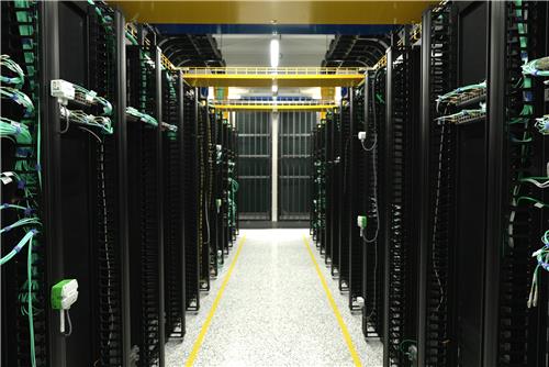 국가 AI 데이터센터 내부 서버실.  사진=NHN