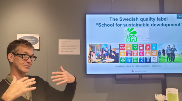 스웨덴 국가교육청의 마츠 한손 교육국장이 스웨덴의 ESD 체계에 대해 설명하고 있다. 사진=ESG경제