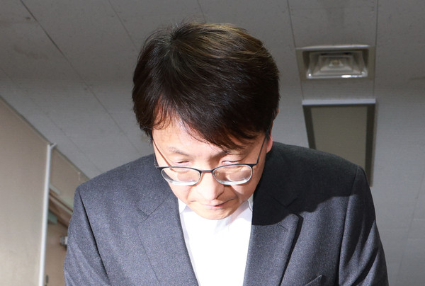 박대준 쿠팡 대표가 지난달 30일 정부서울청사에서 대규모 개인정보 유출 사고에 대해 공개 사과하고 있다. 사진=연합뉴스