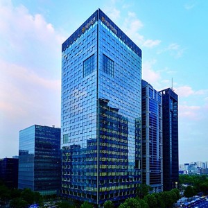 KB금융, ESG 평가 1위 비결은...이사회 독립성·주주환원 강화 - 뉴스 썸네일 이미지